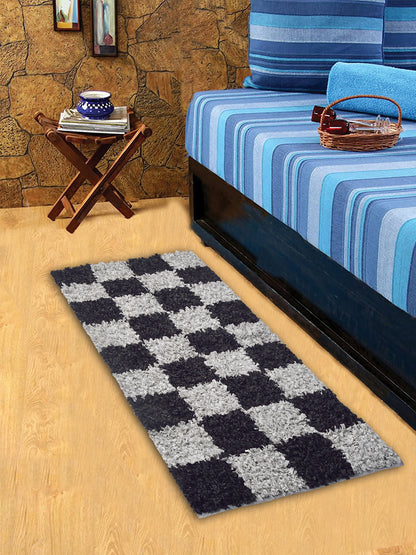 Cosmorugs Handwoven Cotton Polyester Yarn Antiskid Bed Runner Cut Pile